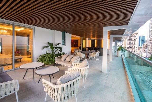 ALQUILER DE APARTAMENTO EN PH COSTANERA, AVENIDA BALBOA, PANAMA