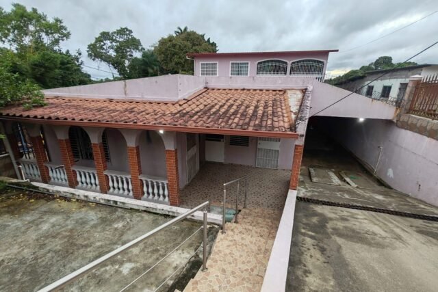 VENTA DE CASA, RANA DE ORO, PEDREGAL, PANAMÁ.